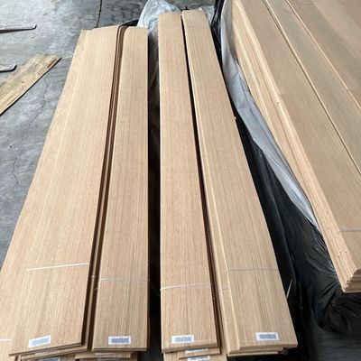 Wholesale Natural AA Straight Grain 0.45mm White Oak Wood Veneer Sheets Oak Veneer for Flooring Oak Veneer Wood Wall Panel
