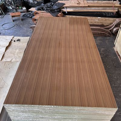 Factory Supply Natural Wood Veneer 0.2mm 0.3mm 0.5mm 1mm 2mm 3mm Natural Plain Cut Burma Teak Veneer