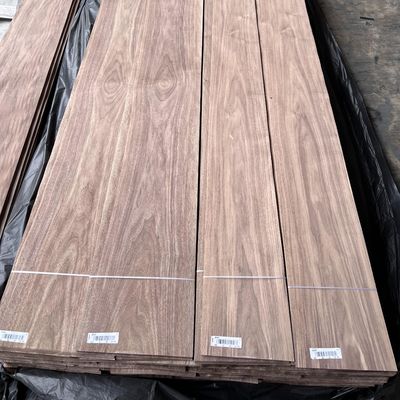 Durable Odorless Wood Grain Veneer , Multipurpose Timber Veneer Wall Panels